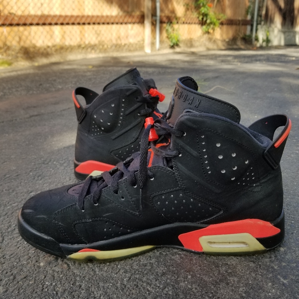Air Jordan 6 Retro Black/Infrared 23 Size 11